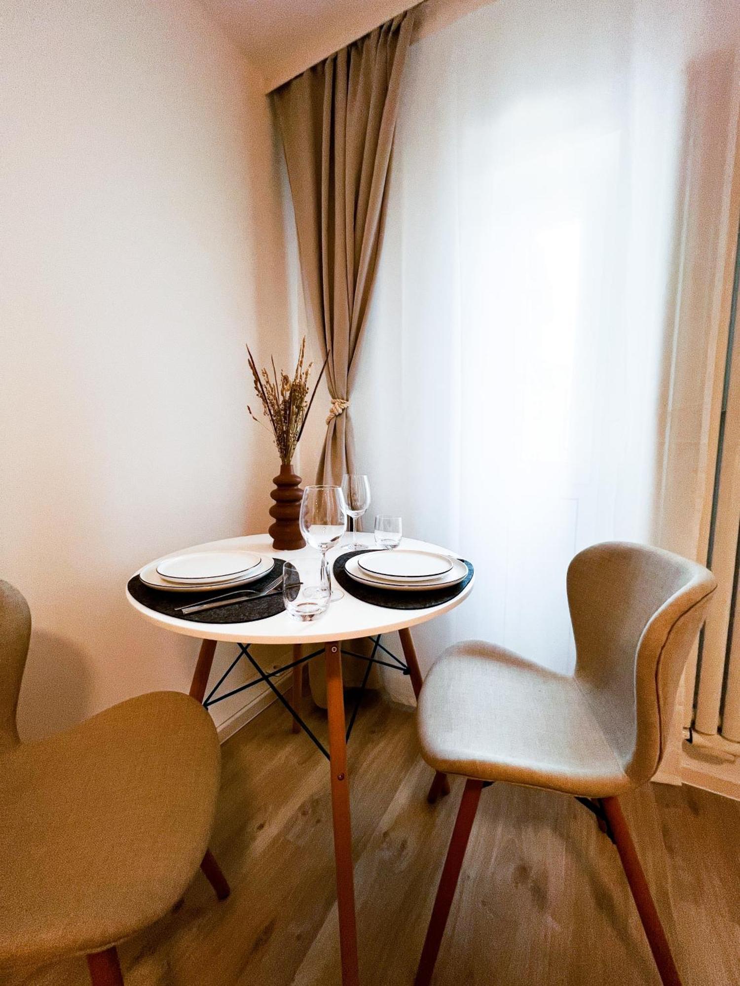 Qonroom - As Individual As You - Minden Kaiserstrasse 客房 照片